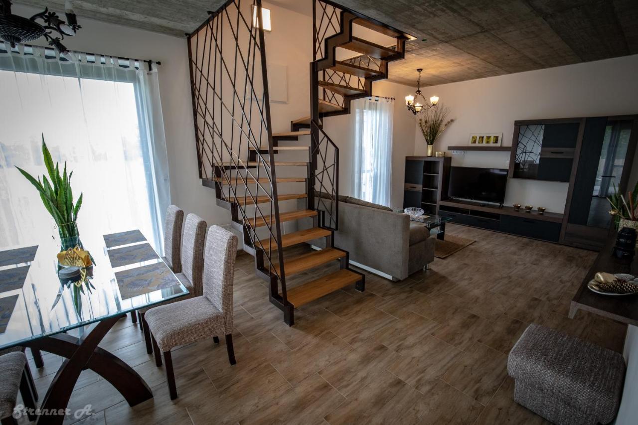 Pihe Apartment