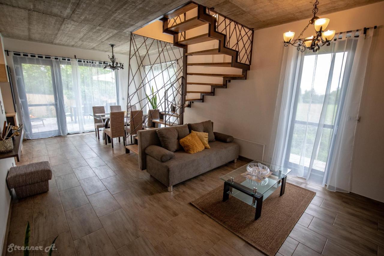 Pihe Apartment Balatonfured